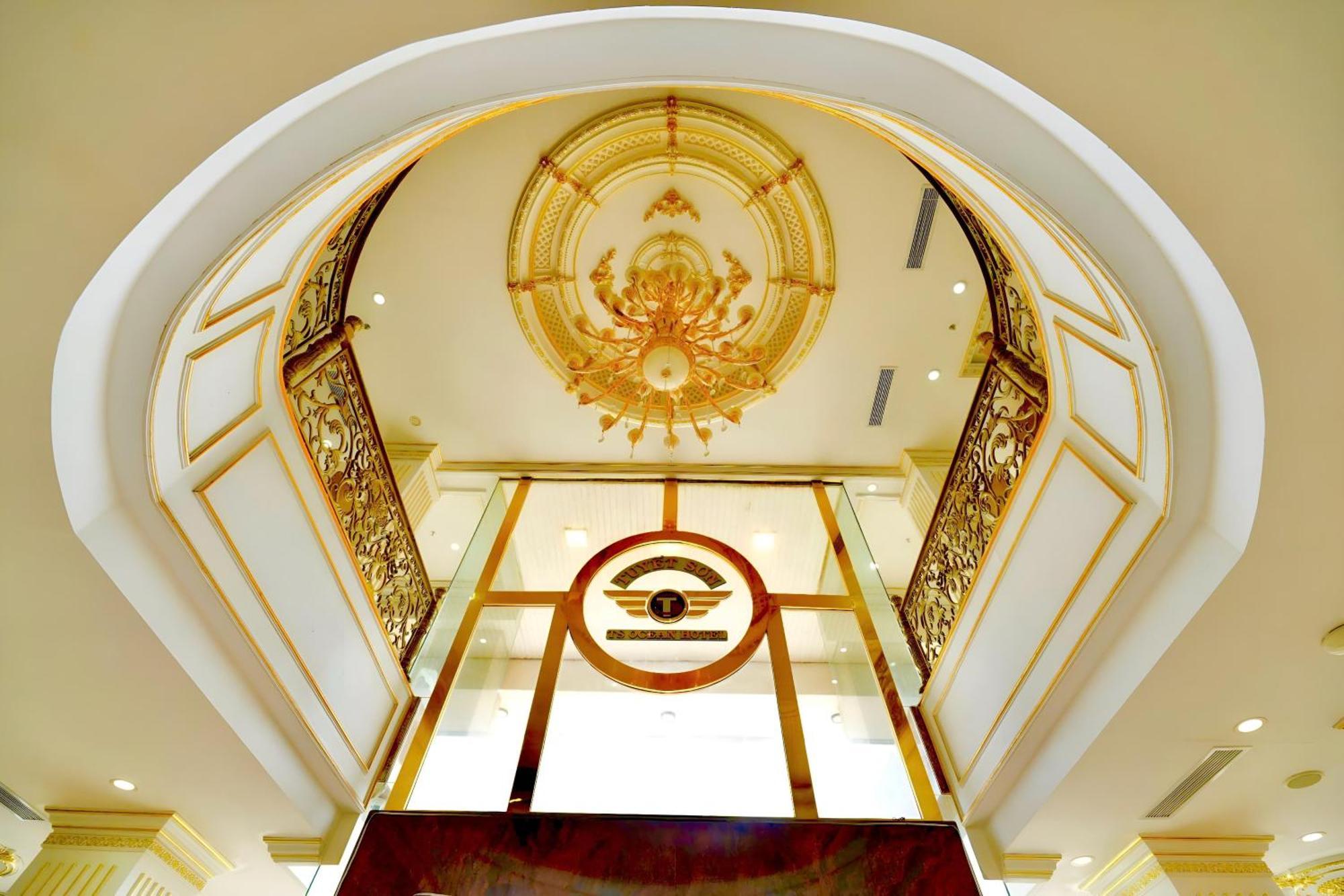 Tuyet Son Hotel Дананг Екстериор снимка