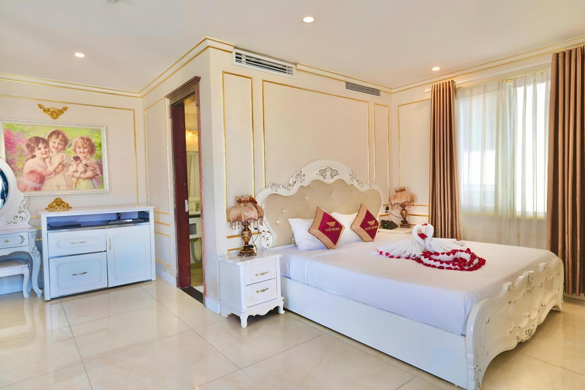 Tuyet Son Hotel Дананг Екстериор снимка